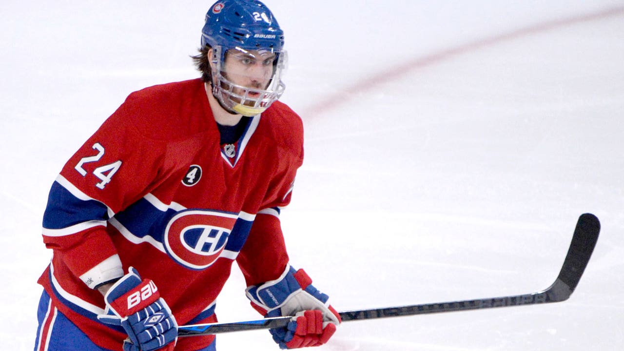 Coyotes acquire defenseman Tinordi for All-Star captain Scott